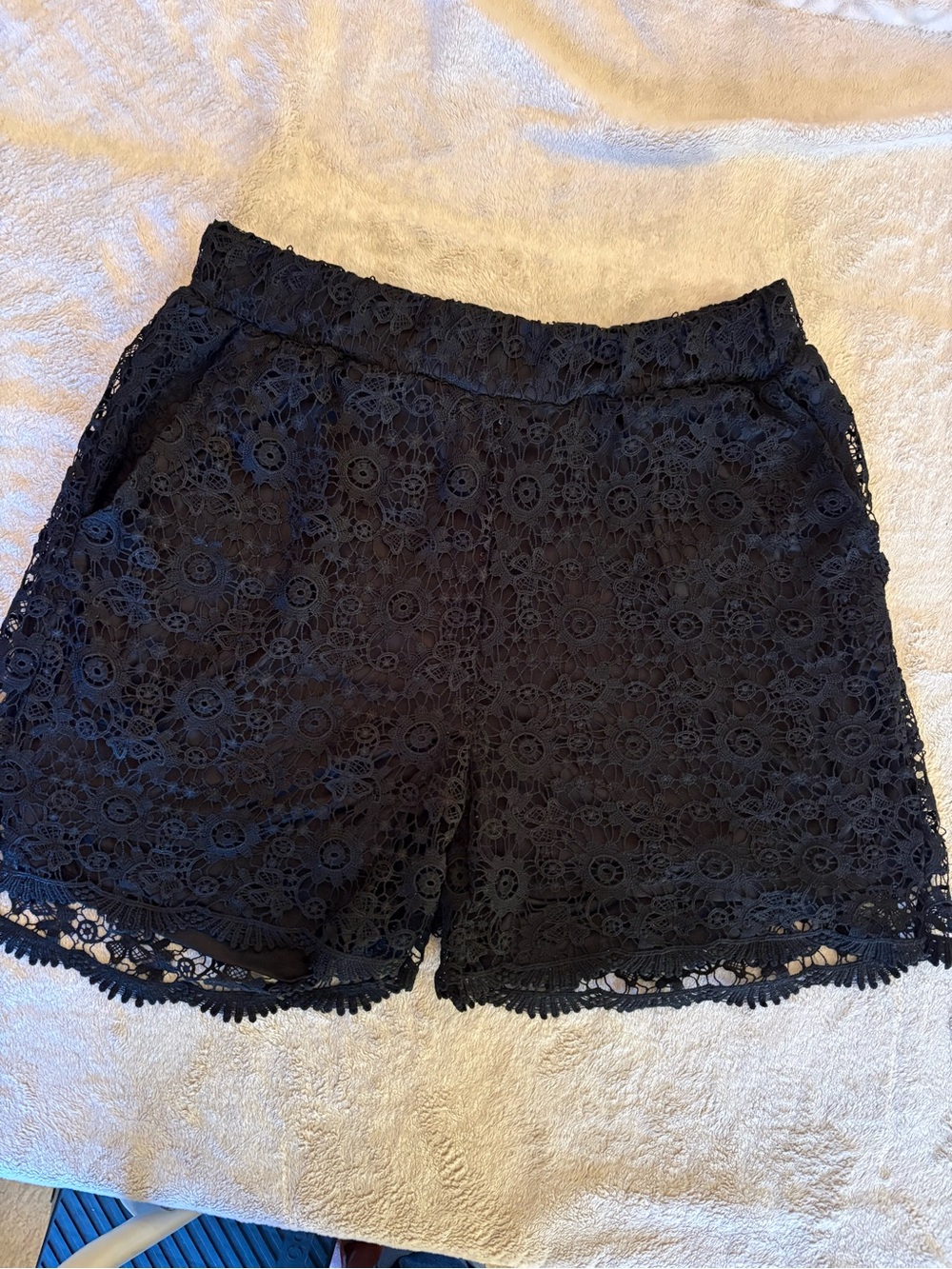 Ellos Black Floral Lace Pull-On Lined Shorts Plus Size 18